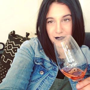 Meet your Posher, Andrea